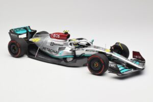 Mercedes AMG W13 E Performance Petronas #44 L. Hamilton Spanish GP 2022 Minichamps 1:18 110220044 Métal Moulé — image 4 sur 7