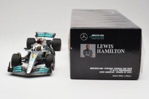 Mercedes AMG W13 E Performance Petronas #44 L. Hamilton Spanish GP 2022 Minichamps 1:18 110220044 Métal Moulé — image 6 sur 7