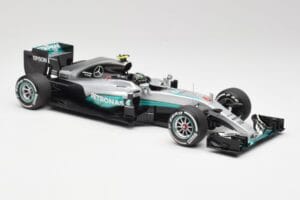 Mercedes AMG W07 #6 N. Rosberg Australia GP Winner 2016 Minichamps 1:18 110160006 Métal Moulé — image 4 sur 7