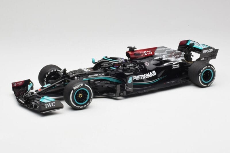 Mercedes AMG W12 #44 L. Hamilton Bahrain GP 2021 Minichamps 1:18 110210144 Métal Moulé