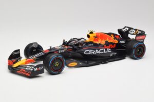 Oracle Red Bull Racing RB18 #11 S. Perez Monaco GP Winner Rain Tyre Version 2022 Minichamps 1:18 110222711 Métal Moulé