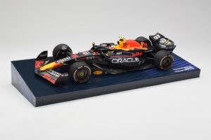 Red Bull Racing RB19 #11 S. Perez Winner Saudi Arabian GP 2023 Minichamps 1:18 113230111 Métal Moulé — image 2 sur 6