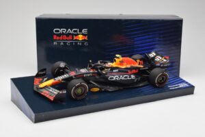 Red Bull Racing RB19 #11 S. Perez Winner Saudi Arabian GP 2023 Minichamps 1:18 113230111 Métal Moulé — image 6 sur 6
