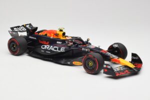 Red Bull Racing RB20 #11 S. Perez Bahrain GP 2024 Minichamps 1:18 110240111 Métal Moulé — image 4 sur 7