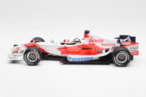 Toyota TF106 Panasonic Toyota Racing J. Trulli F1 Presentation 2006 Minichamps 1:18 AM59554H Métal Moulé — image 3 sur 6