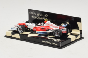 Toyota J. Trulli Panasonic Toyota Racing Showcar F1 2007 Minichamps 1:43 400070082 Métal Moulé — image 3 sur 5