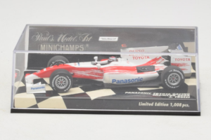 Toyota TF109 #9 J. Trulli Panasonic Toyota Racing Showcar F1 2009 Minichamps 1:43 400090079 Métal Moulé — image 4 sur 5