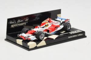 Toyota TF107 Panasonic #11 R. Schumacher Panasonic Toyota Racing Showcar 2007 Minichamps 1:43 400070081 Métal Moulé — image 2 sur 5