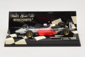 Toyota TF106 #12 J. Trulli Panasonic Toyota Racing F1 2006 Minichamps 1:43 400060008 Métal Moulé