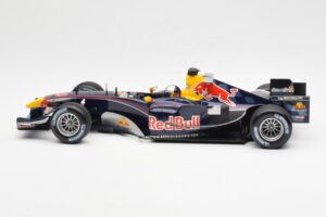 Red Bull Racing Cosworth RB1 #15 C. Klien F1 2005 Minichamps 1:18 100050015 Métal Moulé — image 3 sur 6