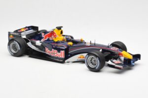 Red Bull Racing Cosworth RB1 #15 C. Klien F1 2005 Minichamps 1:18 100050015 Métal Moulé — image 4 sur 6