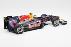 Red Bull RB6 #7 M. Webber Red Bull Racing Showcar 2010 Minichamps 1:18 150100076-R1 Métal Moulé — image 2 sur 6