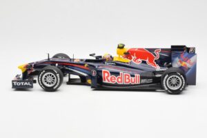 Red Bull RB6 #7 M. Webber Red Bull Racing Showcar 2010 Minichamps 1:18 150100076-R1 Métal Moulé — image 3 sur 6
