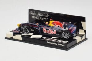 Red Bull Racing Renault RB5 #14 M. Webber Race Car 2009 Minichamps 1:43 400090114 Métal Moulé — image 3 sur 5
