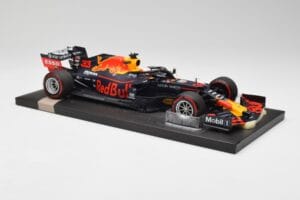 Red Bull RB15 #33 M. Verstappen Brazil GP Winner 2019 Minichamps 1:18 113191933 Métal Moulé — image 4 sur 7