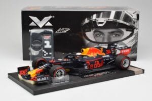 Red Bull RB15 #33 M. Verstappen Brazil GP Winner 2019 Minichamps 1:18 113191933 Métal Moulé — image 6 sur 7