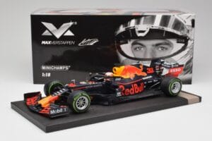 Red Bull RB15 #33 M. Verstappen German GP Winner Wet 2019 Minichamps 1:18 113191133 Métal Moulé — image 6 sur 7