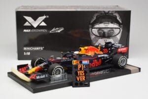 Red Bull RB16 #33 M. Verstappen Abu Dhabi GP Winner 2020 Minichamps 1:18 113201733 Métal Moulé — image 6 sur 6