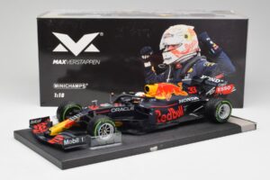 Red Bull RB16B #33 M. Verstappen Emilia Romagna GP Winner 2021 Minichamps 1:18 113210233T Métal Moulé — image 6 sur 6