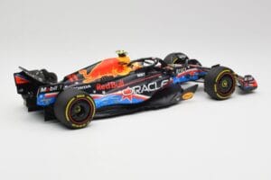 Red Bull RB19 #1 M. Verstappen Austin GP Winner 2023 Minichamps 1:18 110231901 Métal Moulé — image 2 sur 6