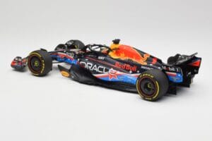 Red Bull RB19 #11 S. Perez Austin GP 2023 Minichamps 1:18 110231911 Métal Moulé — image 5 sur 6