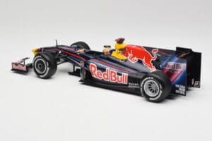 Red Bull RB3 #2 M. Webber F1 2007 Minichamps 1:18 110110272 Métal Moulé — image 5 sur 6