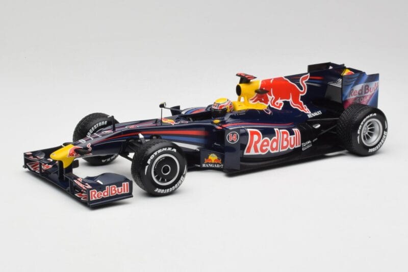 Red Bull RB3 #2 M. Webber F1 2007 Minichamps 1:18 110110272 Métal Moulé