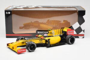 Renault F1 Team R30 #11 V. Petrov Showcar F1 2010 Minichamps 1:18 150100082 Métal Moulé — image 6 sur 6