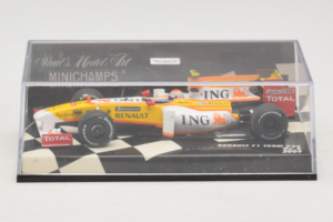 Renault R29 #8 N. Piquet Jr. F1 2009 Minichamps 1:43 400090008 Métal Moulé — image 4 sur 5