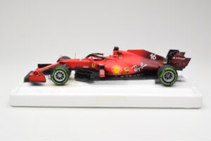 Scuderia Ferrari SF21 #16 C. Leclerc Emilia Romagna GP 2021 BBR 1:18 BBR211816 Métal Moulé — image 3 sur 7