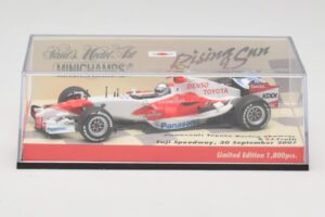 Toyota TF107 #12 J. Trulli Showcar 2007 Minichamps 1:43 403070082 Métal Moulé — image 5 sur 5
