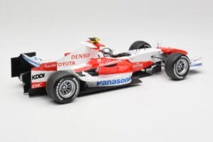 Toyota TF107 #12 J. Trulli F1 Launch Livery 2007 Minichamps 1:18 AM601321 Métal Moulé — image 2 sur 6