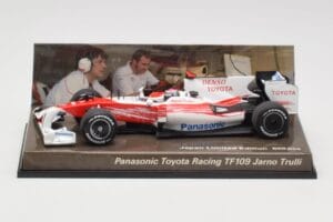 Toyota TF109 Panasonic Toyota Racing #9 J. Trulli F1 2009 Minichamps 1:43 AM62130 Métal Moulé