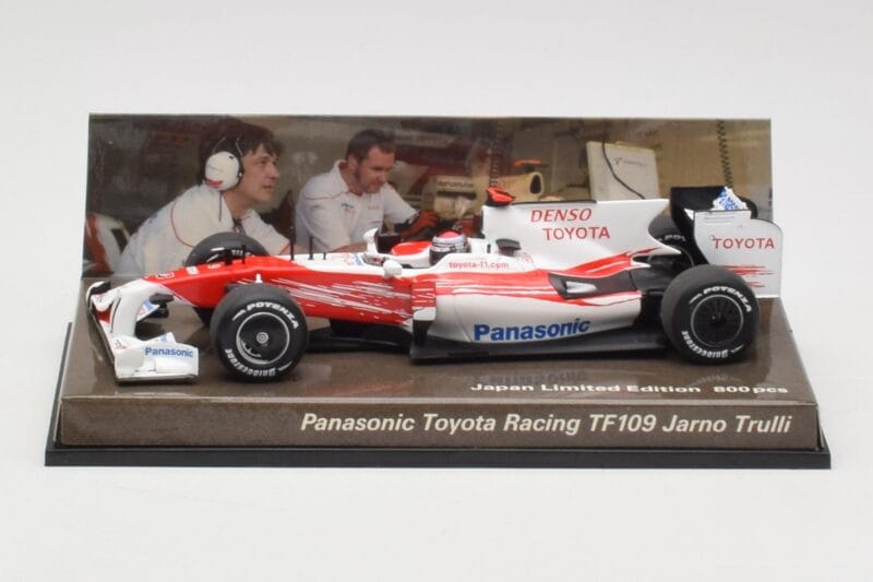 Toyota TF109 Panasonic Toyota Racing #9 J. Trulli F1 2009 Minichamps 1:43 AM62130 Métal Moulé