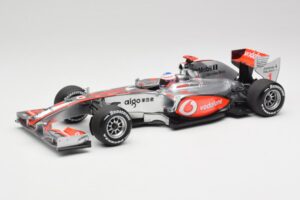 McLaren MP4-25 Vodafone #1 J. Button F1 2010 Minichamps 1:18 530101871-R1 Métal Moulé