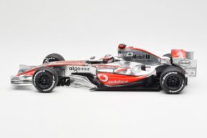 McLaren MP4-22 Mercedes #1 F. Alonso Presentation Valencia 2007 Minichamps 1:18 538071871 Métal Moulé — image 3 sur 6