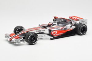 McLaren MP4-22 Mercedes #1 F. Alonso Presentation Valencia 2007 Minichamps 1:18 538071871 Métal Moulé