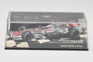 Dallara F303 N. Piquet British F3 Championship 2003 Minichamps 1:43 400030333 Métal Moulé — image 5 sur 5
