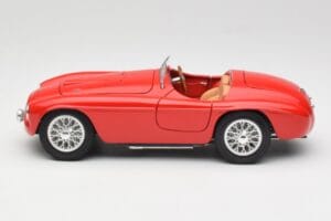 Ferrari 125 S Rouge Hot Wheels 1:18 L2954 Métal Moulé — image 4 sur 8