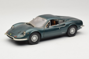 Ferrari 246 GT Dino Vert Anson 1:18 30359 Métal Moulé