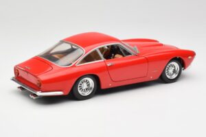 Ferrari 250 GT Berlinetta SWB Rouge Hot Wheels 1:18 B6053 Métal Moulé — image 3 sur 8