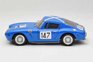 Ferrari 250 GT Berlinette #147 Bleu Jouef Evolution 1:18 3023 Métal Moulé — image 4 sur 8