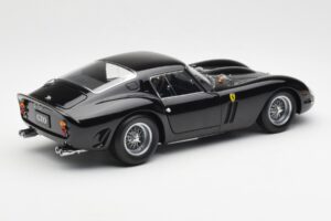 Ferrari 250 GTO Noir Kyosho 1:18 08431BK Métal Moulé — image 3 sur 8
