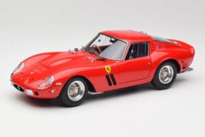 Ferrari 250 GTO London Show Rouge CMC 1:18 M-256 Métal Moulé