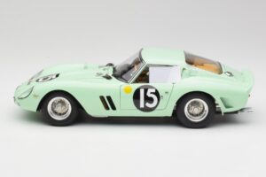 Ferrari 250 GTO #15 S. Moss / G. Hill Goodwood 1962 CMC 1:18 M-247 Métal Moulé — image 3 sur 6