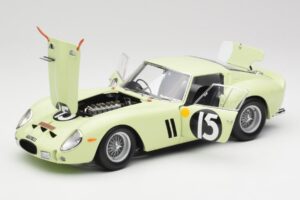 Ferrari 250 GTO #15 S. Moss / I. Ireland Goodwood Tourist Trophy Winner 1962 Kyosho 1:18 08438C Métal Moulé — image 2 sur 8