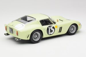 Ferrari 250 GTO #15 S. Moss / I. Ireland Goodwood Tourist Trophy Winner 1962 Kyosho 1:18 08438C Métal Moulé — image 3 sur 8