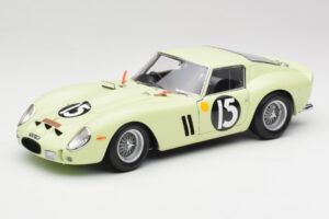 Ferrari 250 GTO #15 S. Moss / I. Ireland Goodwood Tourist Trophy Winner 1962 Kyosho 1:18 08438C Métal Moulé