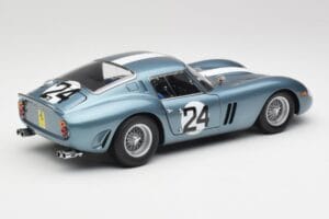 Ferrari 250 GTO #24 P. Rodriguez 12 Hours of Sebring GT3.0 Winner 1962 Kyosho 1:18 08438D Métal Moulé — image 3 sur 8