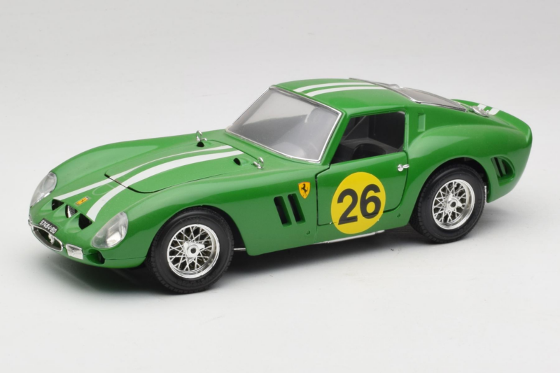 Ferrari 250 GTO #26 Vert Rayures Blanches 1962 Bburago 1:18 3011-G3 Métal Moulé